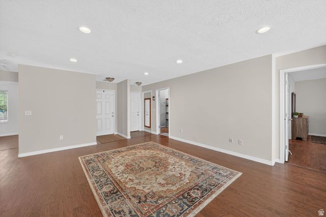 371 N STAMFORD DR, North Salt Lake, UT 84054