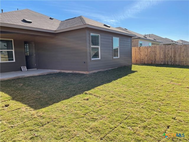 214 Escondidio, San Marcos, TX 78666