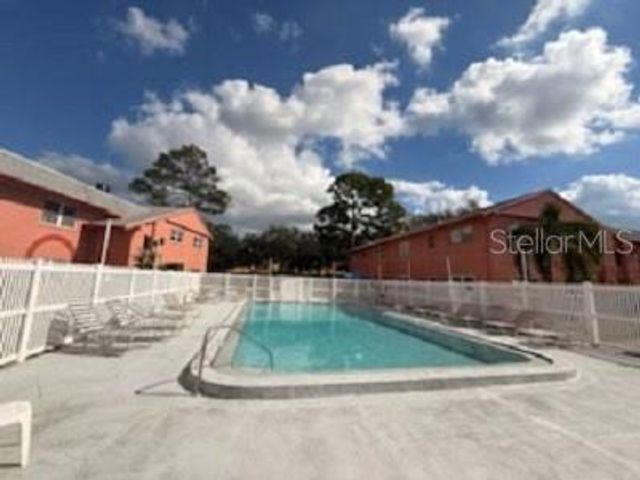 620 62ND AVENUE N 1110, St Petersburg, FL 33702