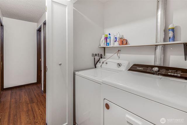 2322 Bryce Canyon Court, Puyallup, WA 98374