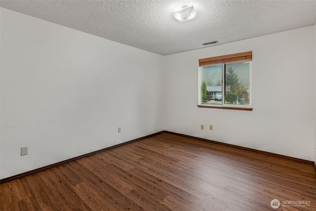 2322 Bryce Canyon Court, Puyallup, WA 98374