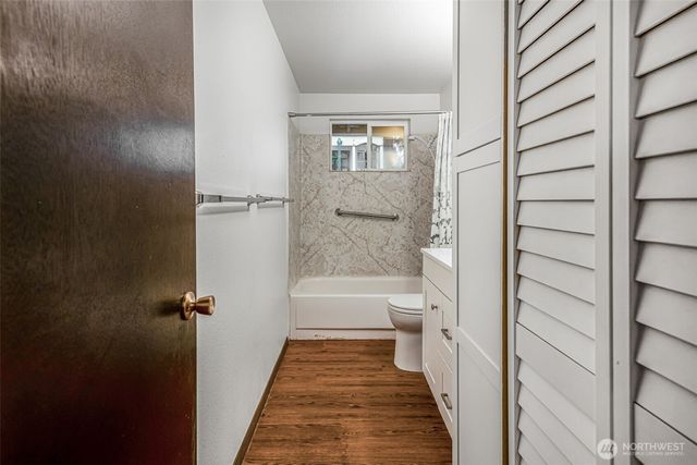 2322 Bryce Canyon Court, Puyallup, WA 98374