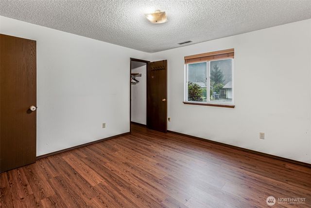 2322 Bryce Canyon Court, Puyallup, WA 98374