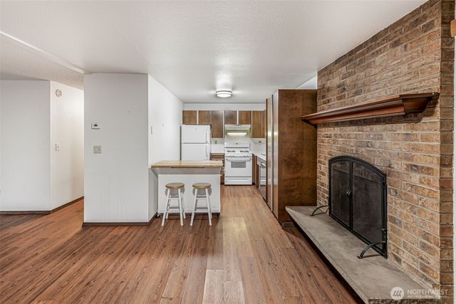 2322 Bryce Canyon Court, Puyallup, WA 98374