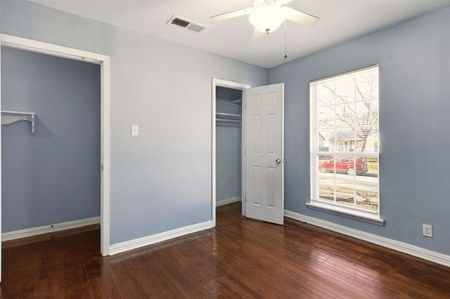 1809 Maple Street, Grand Prairie, TX 75050