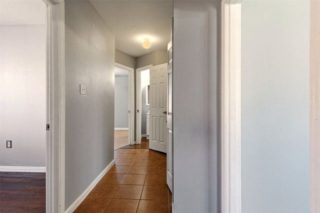 1809 Maple Street, Grand Prairie, TX 75050