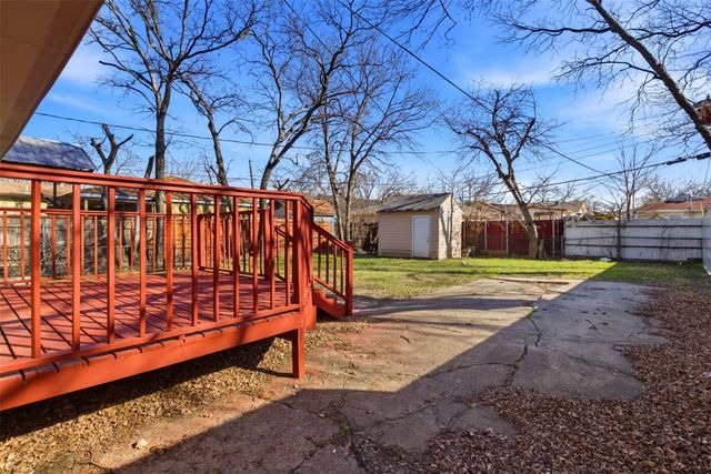 1809 Maple Street, Grand Prairie, TX 75050