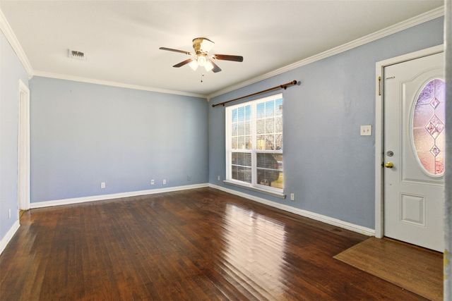 1809 Maple Street, Grand Prairie, TX 75050