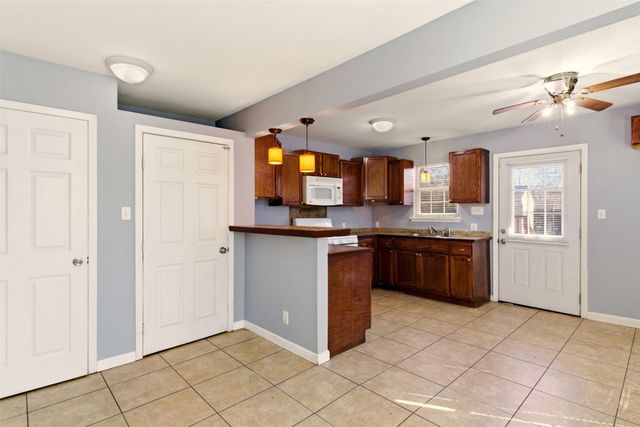 1809 Maple Street, Grand Prairie, TX 75050