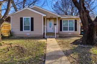 1809 Maple Street, Grand Prairie, TX 75050