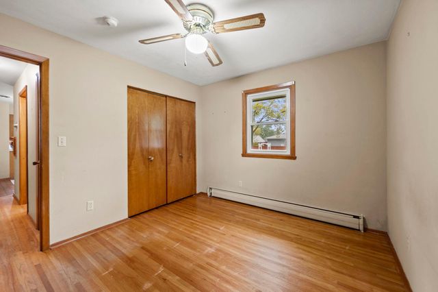 2245 Mapleview Avenue, Maplewood, MN 55109