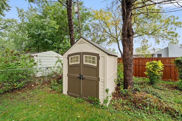2245 Mapleview Avenue, Maplewood, MN 55109