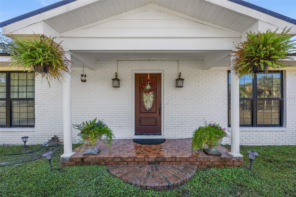 Image 2 of property listing at 172 SW BRADSHAW GLEN, Lake City, FL 32024