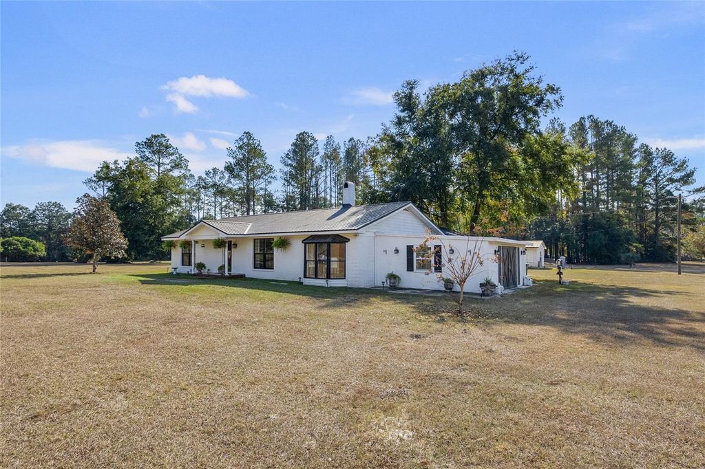 Image 28 of property listing at 172 SW BRADSHAW GLEN, Lake City, FL 32024