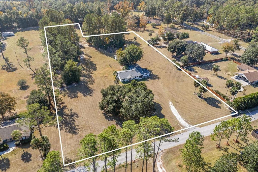 Image 38 of property listing at 172 SW BRADSHAW GLEN, Lake City, FL 32024