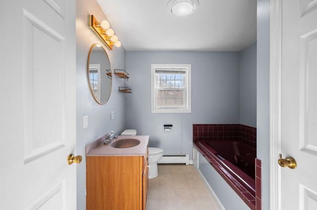 235 Beauty Hill Road, Barrington, NH 03825