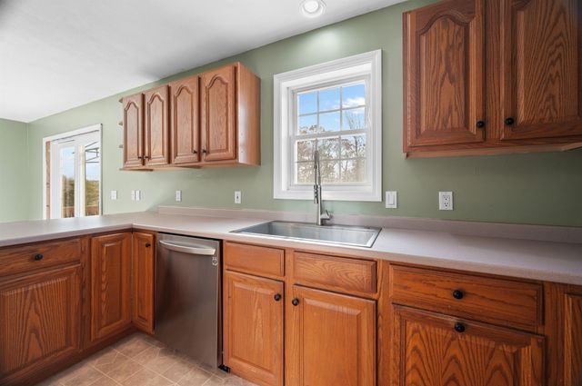 235 Beauty Hill Road, Barrington, NH 03825