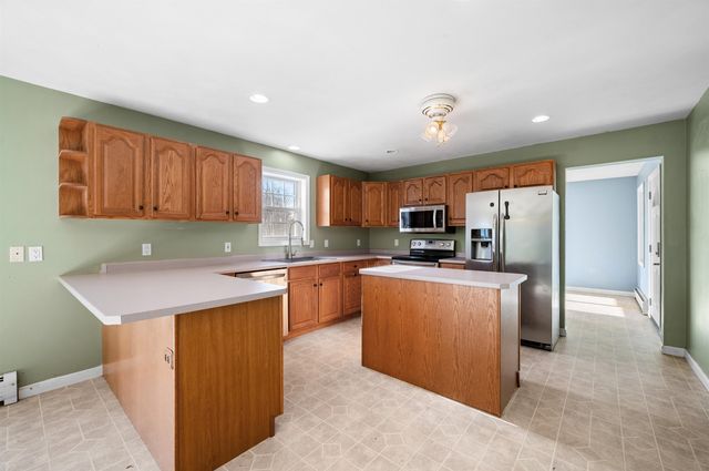 235 Beauty Hill Road, Barrington, NH 03825