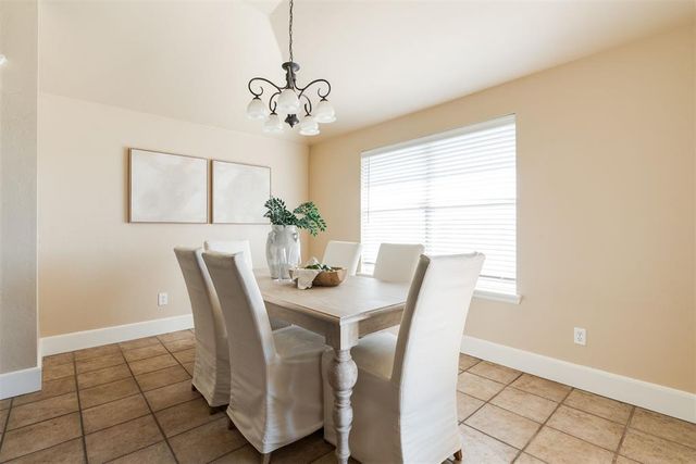 16428 Village Common Drive, Edmond, OK 73013