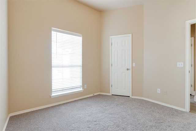 16428 Village Common Drive, Edmond, OK 73013