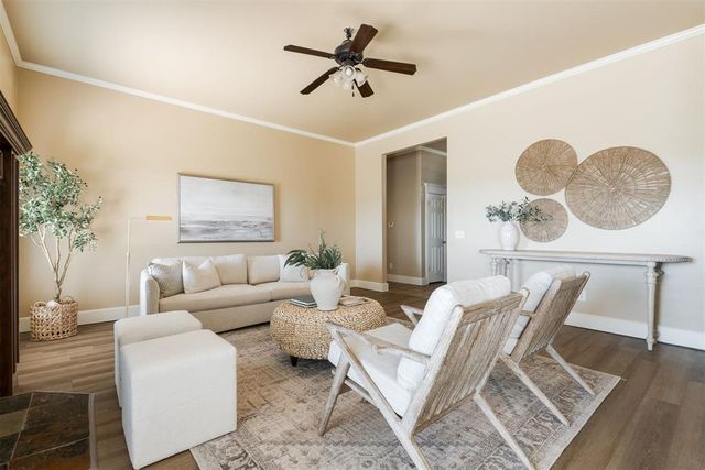 16428 Village Common Drive, Edmond, OK 73013