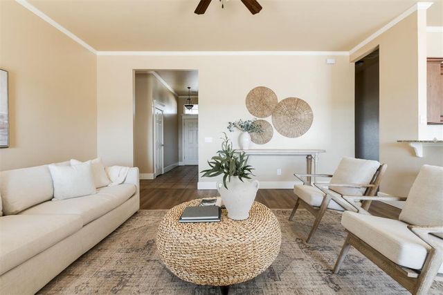 16428 Village Common Drive, Edmond, OK 73013