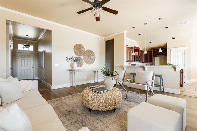 16428 Village Common Drive, Edmond, OK 73013