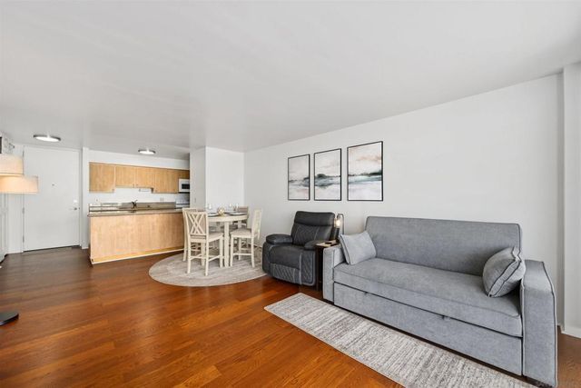 1830 Avenida Del Mundo 1112, Coronado, CA 92118