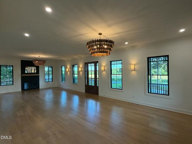 923 Arthur Minnis Road, Hillsborough, NC 27278