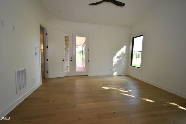 923 Arthur Minnis Road, Hillsborough, NC 27278