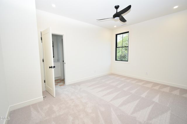 923 Arthur Minnis Road, Hillsborough, NC 27278