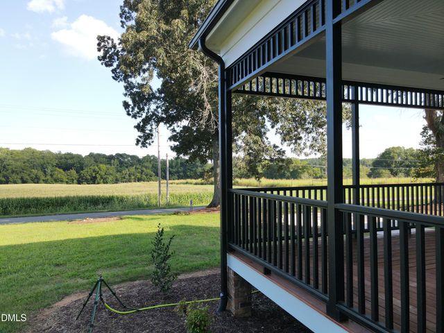 923 Arthur Minnis Road, Hillsborough, NC 27278