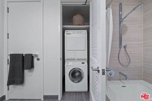 877 Francisco Street 2212, Los Angeles, CA 90017