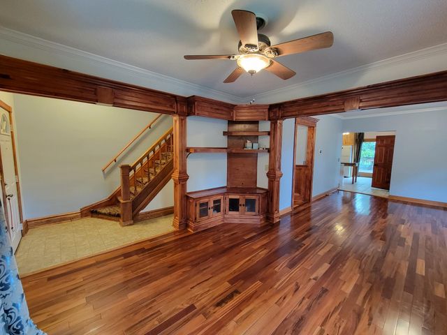 966 Allen Avenue, West Saint Paul, MN 55118