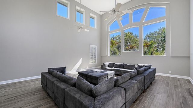 6911 RIVERSEDGE STREET CIRCLE, Bradenton, FL 34202