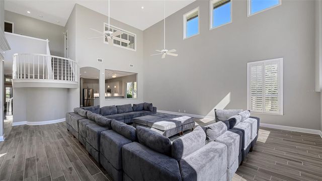 6911 RIVERSEDGE STREET CIRCLE, Bradenton, FL 34202