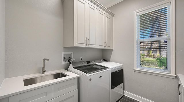 6911 RIVERSEDGE STREET CIRCLE, Bradenton, FL 34202