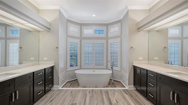 6911 RIVERSEDGE STREET CIRCLE, Bradenton, FL 34202