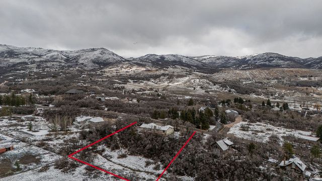 2127 E 5950 N, Eden, UT 84310