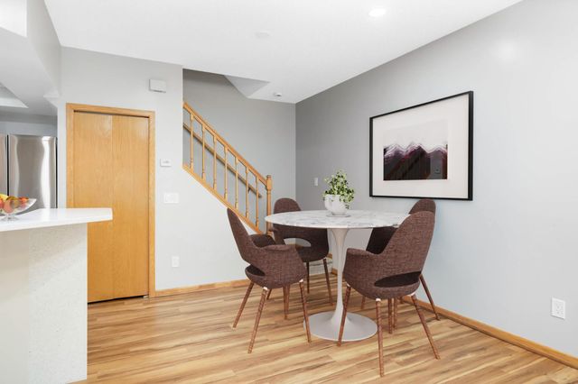 10935 Oregon Avenue S, Bloomington, MN 55438