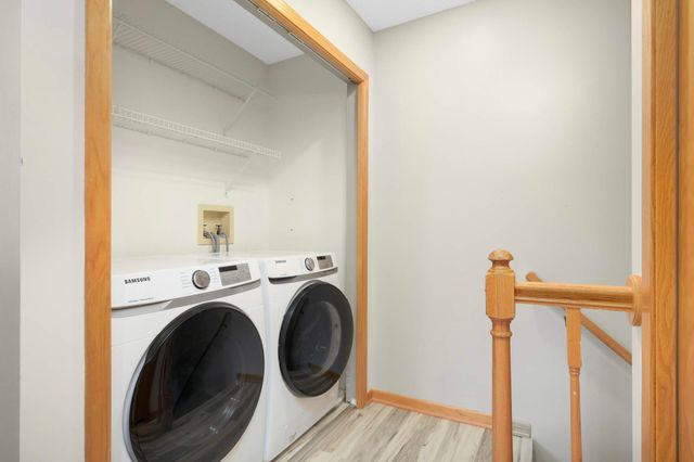 10935 Oregon Avenue S, Bloomington, MN 55438