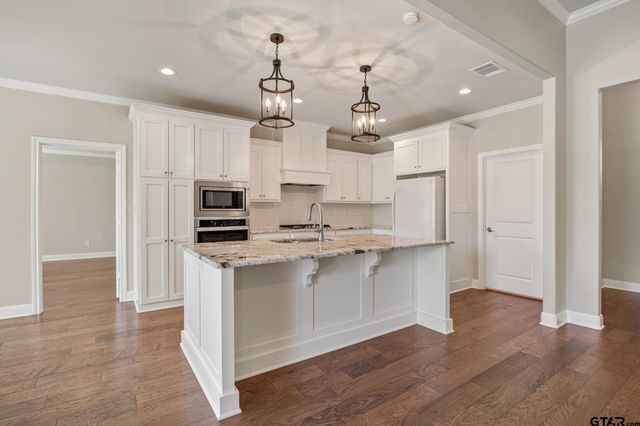 11765 Jayden Lane, Tyler, TX 75703