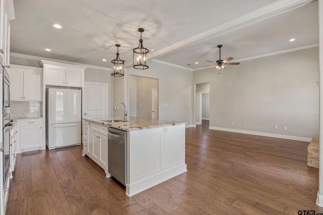 11765 Jayden Lane, Tyler, TX 75703