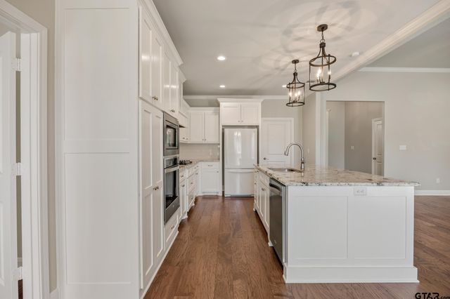 11765 Jayden Lane, Tyler, TX 75703