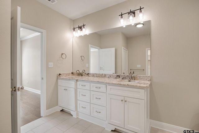11765 Jayden Lane, Tyler, TX 75703