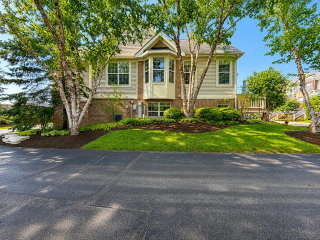 394 Broadmoor Lane, Bartlett, IL 60103