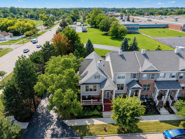 394 Broadmoor Lane, Bartlett, IL 60103