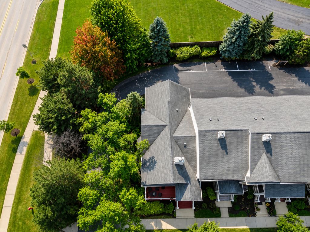 394 Broadmoor Lane, Bartlett, IL 60103 — photo 2