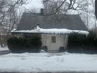 1443 Wyoming Avenue, Niagara Falls, NY 14305