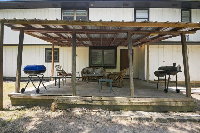 2011 Avenue T, Huntsville, TX 77340